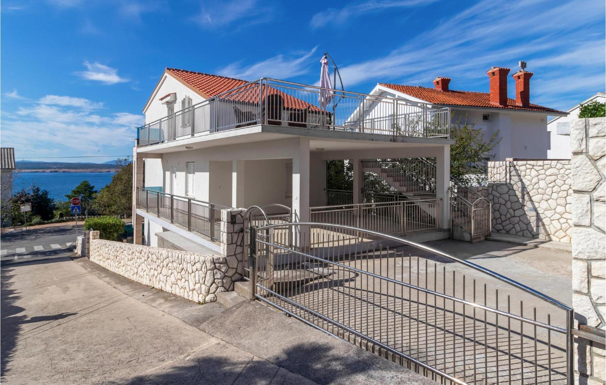 Stunning Apartment In Dramalj With House Sea View Exteriér fotografie